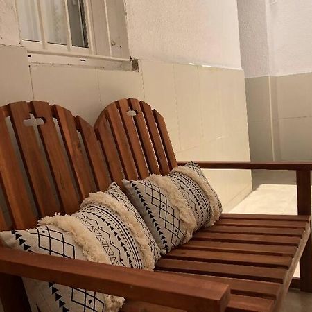 M1 Cool Loft 1 Min Walk To Metro 15 Min Center By Metro Apartment Esplugues de Llobregat Bagian luar foto