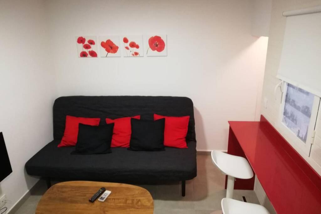 M1 Cool Loft 1 Min Walk To Metro 15 Min Center By Metro Apartment Esplugues de Llobregat Bagian luar foto